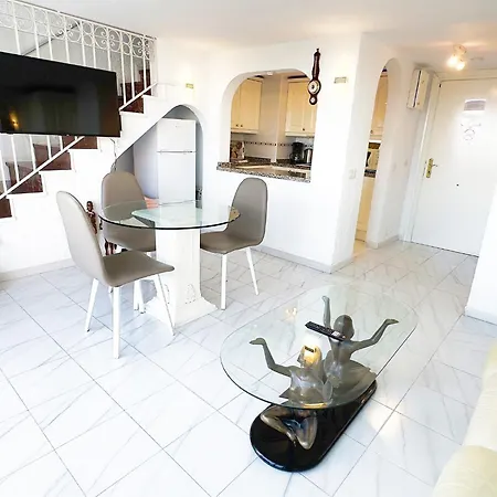 Lejlighed Skol 727 Lovely 2 Bedroom Duplex In Center