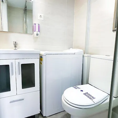 Skol 727 Lovely 2 Bedroom Duplex In Center 公寓 *