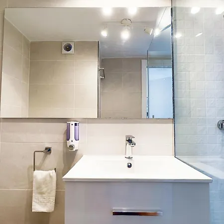 Skol 727 Lovely 2 Bedroom Duplex In Center 公寓 马尔韦利亚