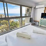 Skol 727 Lovely 2 Bedroom Duplex In Center